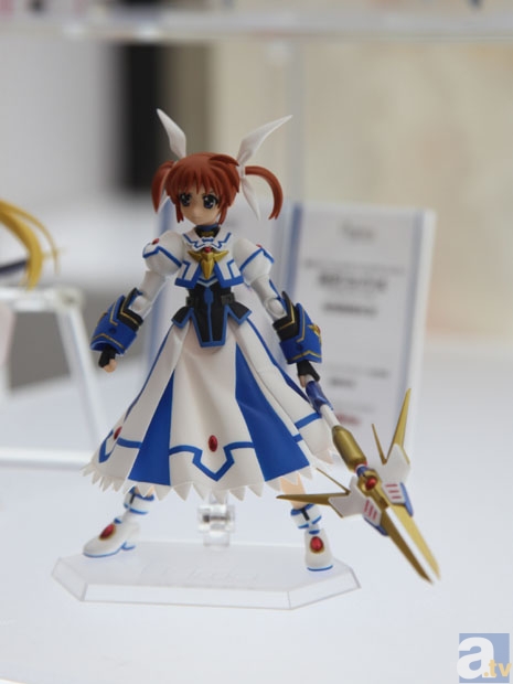 【WF2013冬】グッドスマイルカンパニーブース　フォトレポその12！　マブラヴ オルタナティブ、魔法少女まどか☆マギカ、ひだまりスケッチ×ハニカム、魔法少女リリカルなのはなどのフィギュアを紹介！　-35