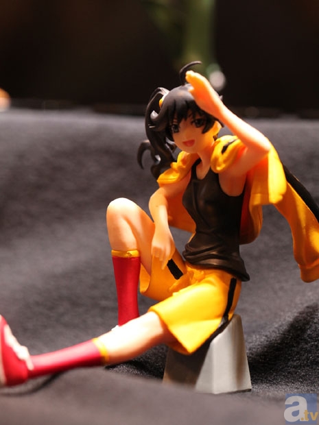 【WF2013冬】海洋堂ブース　フォトレポその２！　偽物語、ヱヴァンゲリヲン新劇場版、よつばと！、ダンボーなどのフィギュアを紹介！　-6