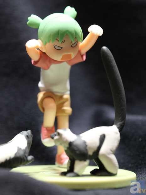 【WF2013冬】海洋堂ブース　フォトレポその２！　偽物語、ヱヴァンゲリヲン新劇場版、よつばと！、ダンボーなどのフィギュアを紹介！　-20