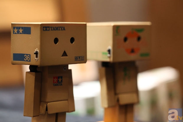 【WF2013冬】海洋堂ブース　フォトレポその２！　偽物語、ヱヴァンゲリヲン新劇場版、よつばと！、ダンボーなどのフィギュアを紹介！　-30