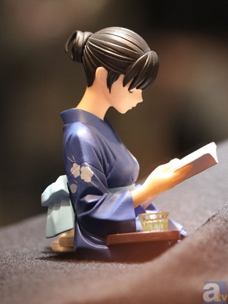 【WF2013冬】海洋堂ブース　フォトレポその２！　偽物語、ヱヴァンゲリヲン新劇場版、よつばと！、ダンボーなどのフィギュアを紹介！　-36