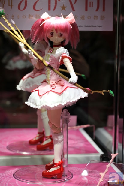 【WF2013冬】アゾンインターナショナブース　フォトレポ！　魔法少女まどか☆マギカ、僕は友達が少ないなどのドールを紹介！　-3