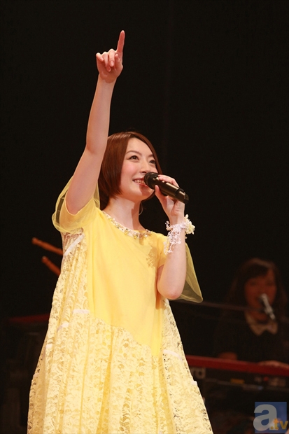 花澤香菜 live 2013 “claire”　東京公演ライブレポート！　＆　ツアーパンフレット再販決定！