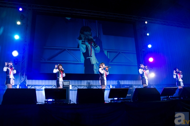 【ACE2013】『ビビッドレッド・オペレーション』のステージイベントに主演声優5名と、サプライズゲストのearthmindが登場！　爆笑トークとライブの模様をレポート!!-24