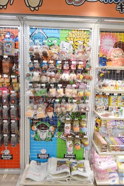 スマホ系ゲームのグッズが盛りだくさん！　8月2日オープンの「AppBank Store 新宿」をレポート-7