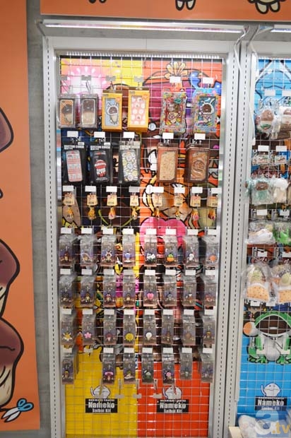 スマホ系ゲームのグッズが盛りだくさん！　8月2日オープンの「AppBank Store 新宿」をレポート-8