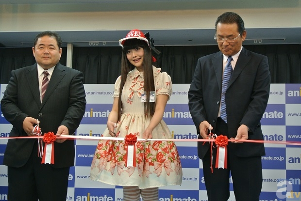 アニメイト大阪日本橋が移転＆リニューアルオープン。１日店長に声優の上坂すみれさんが就任！オープニングセレモニーの様子をレポート！-1