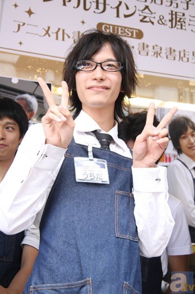 8人のイケメン書店店員が乙女の聖地・池袋でふれあい！　写真集『書店男子』発売記念イベントレポート-16