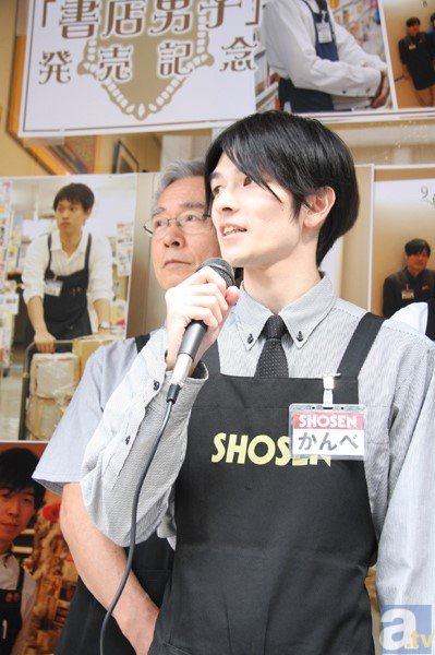 8人のイケメン書店店員が乙女の聖地・池袋でふれあい！　写真集『書店男子』発売記念イベントレポート-17
