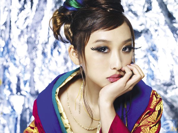 PS3『解放少女 SIN』OPテーマ『キミはもう、ヒトリじゃない』を歌う、marinaさんにインタビュー!-1