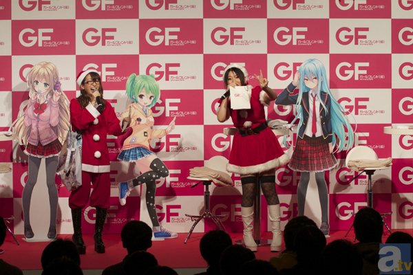 『ガールフレンド（仮）』クリスマス公開イベントに水橋かおりさん、原田ひとみさんら5人の声優がサンタ姿で登場！