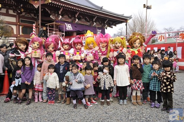 一万三千人の参拝客を前にプリキュア9名が豆まきに初挑戦！　『映画プリキュアオールスターズ NewStage3 永遠のともだち』節分イベントをレポート！-2