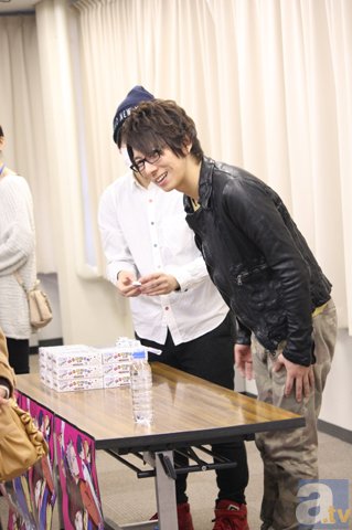 羽多野渉さんが『Hikari』発売記念「ちょっと早いホワイトデー 購入者全員お渡し会」を開催！　イベントレポ&インタビューをお届け！の画像-3