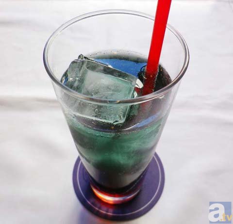 満艦飾家の謎のフライも食べられる!?　3月14日より秋葉原の「キュアメイドカフェ」で『キルラキル』とのコラボカフェがスタート！-3