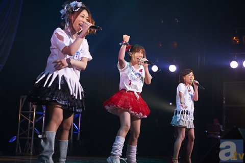 4月5日、赤坂BLITZにて行われた榊原ゆいさんライブ『CouplingWith★LOVE×Live2014』東京公演の公式レポート到着