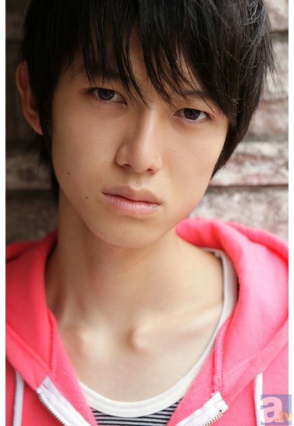 大人気ゲーム『ダンガンロンパ』が初の舞台化を発表! 主役・苗木誠役に本郷奏多さん、演出にNON STYLEの石田明氏さんが決定!-1