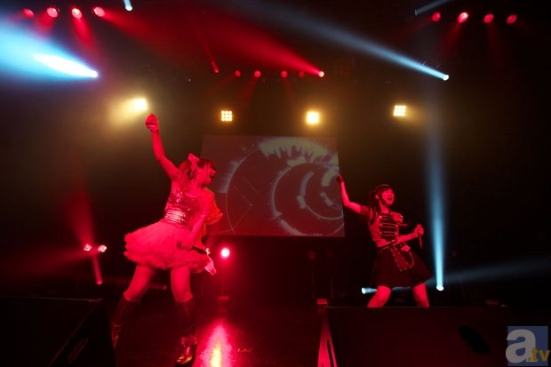 榊原さん・原田さん・鈴木さんがコラボステージで大熱唱！　5月10日開催された「女子3人寄ればアニソンPARTY!!」の公式レポートが到着！の画像-4