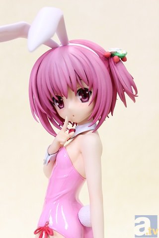 ファンを虜にしたスタッフ本の表紙に使われた「湊 智花～うさぎさんVer.～」が1/7スケールフィギュアに！-4
