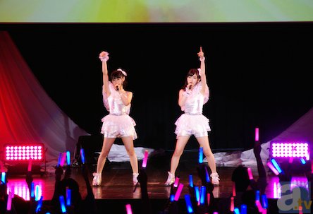 5月24日に開催された、ゆいかおりSPECIAL LIVE「LUCKY TUNES!!」より公式レポートをお届け!-4