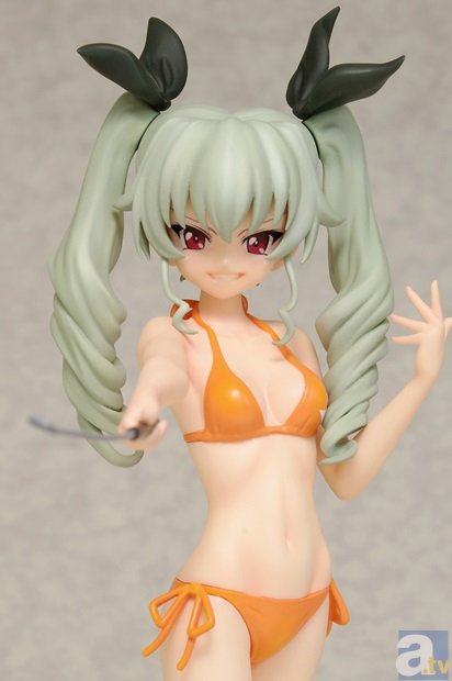 Waveの人気水着フィギュアシリーズ「BEACH QUEENS」に『ガールズ&パンツァー』の「アンチョビ」が登場！-3