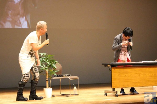 吉野裕行さんが小野坂昌也さんにイベントの極意を学ぶ!?　『「ギリギリアウト!?」的イベント第2回～先輩、教えてください！～』レポート-13
