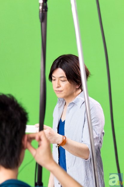 緑川さんが演じる新キャラクターは必見！　ゲーム『チェインクロニクル』新CMの撮影現場を潜入レポート！