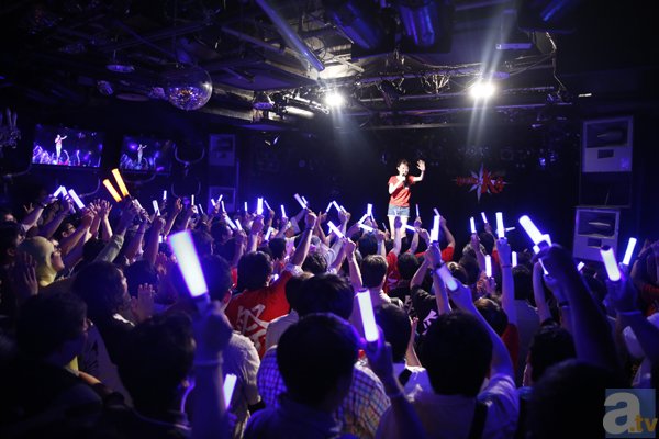 歌だけでなく、ダンスパートでも大盛り上がり！　「高橋美佳子 夏祭り2014 ～おまえたち、かかってこいや！～』ライブレポート-2