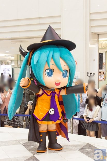 初音ミクのレアグッズ＆ハロウィン衣装のミクダヨーがサンシャインに出現！　9月30日より開始されるファミマ×初音ミクのコラボキャンペーン展示会フォトレポ