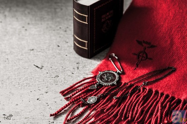 『鋼の錬金術師』×「SuperGroupies」がコラボレーション! エドとロイモデルのアクセサリーが登場!-1