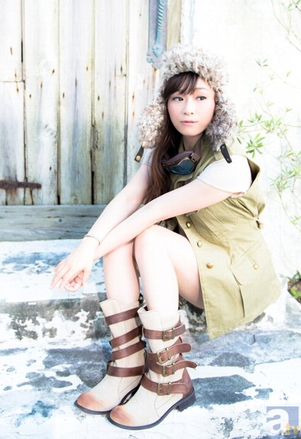 今井麻美さんのアコースティックアルバム「little legacy」より、新アーティスト写真公開！　発売記念イベント＆9thライブツアーの先行チケット販売情報も到着！の画像-1