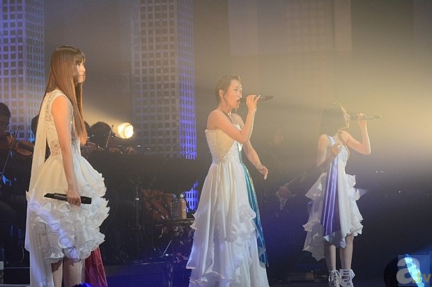 2700人のファンが熱狂！　10月18日大阪で開幕した「Kalafina LIVE TOUR 2014」より、公式レポートを大公開！-1