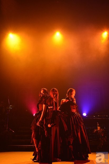 11月1日開催の「Kalafina LIVE TOUR 2014」ファイナル公演より、公式レポート公開！　ヴォーカル力だけでなく、演出でもファンを魅了！-2