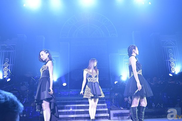 11月1日開催の「Kalafina LIVE TOUR 2014」ファイナル公演より、公式レポート公開！　ヴォーカル力だけでなく、演出でもファンを魅了！の画像-3