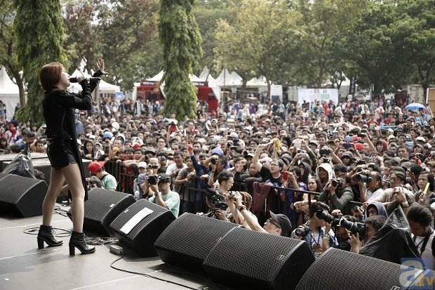 藍井エイルさん、2日間で約6万人が集まったインドネシアの大型イベント「HAI DAY2014」に出演！　大盛況の模様を公式レポートで大紹介！-3