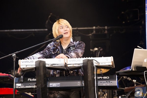 ザ・たっちのサプライズ乱入に、南條愛乃さんビックリ！　「fripSide LIVE TOUR 2014」舞浜アンフィシアター公演レポート-7