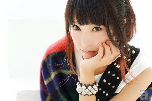 業界初!? 動画や音声の入ったLiSA さんの“時刊”発行デジタルブック(無料)が配信決定!-2