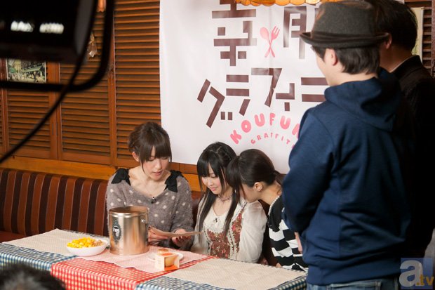 アキバ老舗カフェのナポリタンの味をどう食レポした!?　TVアニメ『幸腹グラフィティ』のキャストが出演するバラエティー番組『ムネやけ』　第2回収録レポート