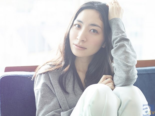 坂本真綾さんニューシングル＆エッセイ集発売の夜に、本人登場のLINE「LIVE CAST」が配信決定！-1
