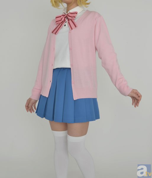 『ハロー！！きんいろモザイク』より、アリスたちの着ている制服やカレンのパーカーが登場！の画像-7