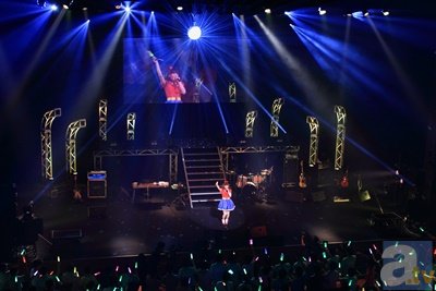 新曲を含む全14曲を熱唱！ 内田彩さんの1stライブをレポート | アニメイトタイムズ