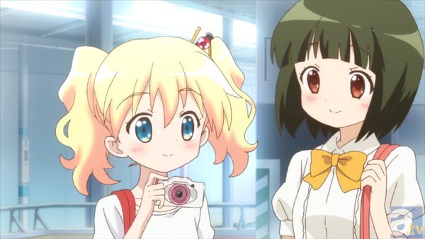 TVアニメ『ハロー！！きんいろモザイク』第10話「海べのやくそく」より場面カット到着-3
