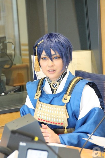 文化放送 八木菜緒アナ 三日月宗近のコスプレ姿で刀ブームを解説 アニメイトタイムズ