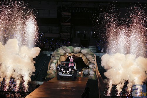 高垣彩陽さんもサプライズ出演！　水樹奈々さんのライブ「LIVE ADVENTURE」千秋楽・埼玉公演の公式レポート＆セトリ到着-2