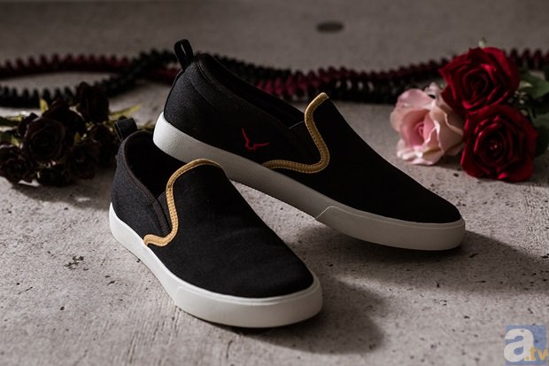 履いていいのは踏まれる覚悟のある奴だけだ! 「コードギアス 反逆のルルーシュ R2」よりルルーシュモデルのスリッポンが登場!-1