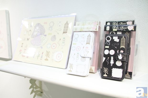 ロリータ系イラストレーターの個展におじゃまします！　虹のコンキスタドール・大塚望由さん×イラストレーター・今井キラさん対談レポート-13