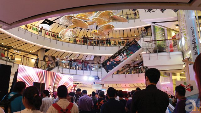UMI☆KUUN、タイ・バンコクで開催中の日本文化を紹介する大型イベントを自らレポート！【1日目】
