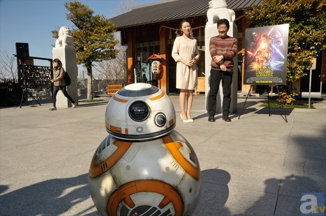 神社で「BB-8」が大興奮!?　『スター・ウォーズ／フォースの覚醒』吹き替え版キャスト２人による大ヒット奉告祭レポート