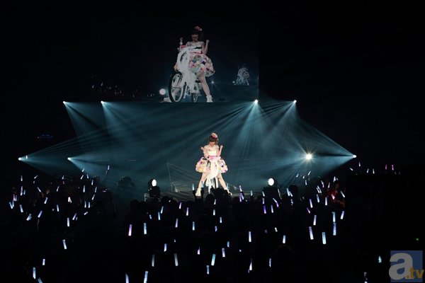 内田彩さんの「今」を感じさせる熱狂のライブ！　2枚のコンセプトアルバムの発売日も公開された2ndライブ“Blooming!～咲き誇れみんな～”レポート！