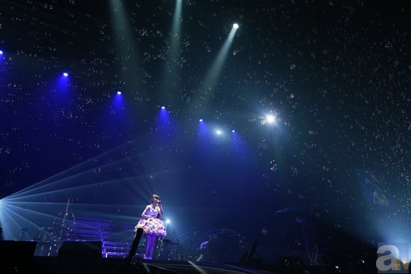 内田彩さんの「今」を感じさせる熱狂のライブ！　2枚のコンセプトアルバムの発売日も公開された2ndライブ“Blooming!～咲き誇れみんな～”レポート！-6