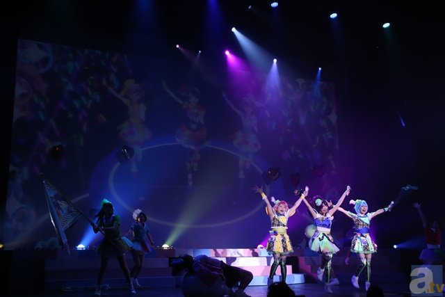 i☆Risのメンバーたちが舞台でも熱演！　ライブミュージカル「プリパラ」2人のらぁらが未来を守るために奮闘